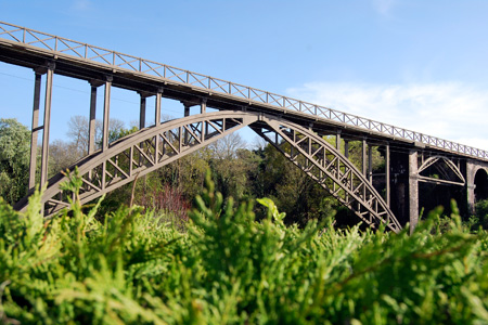 erquy-le-viaduc-de-caroual-photo-dany-thiebaux