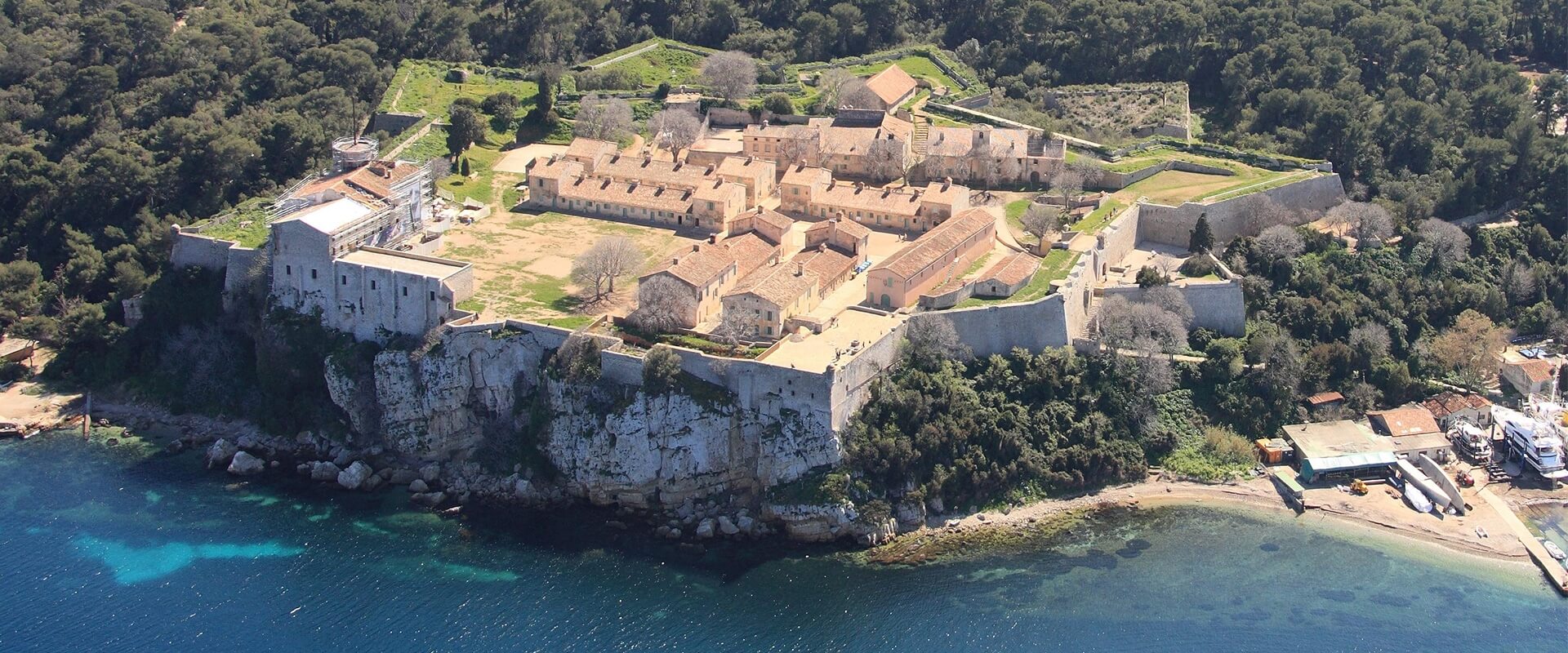 ile de lérins sainte marguerite la prison du masque de fer