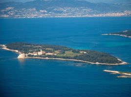 iles de lerins vues du ciel