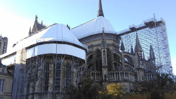 Cathedrale-de-Reims.-Couverture-choeur1_full_with